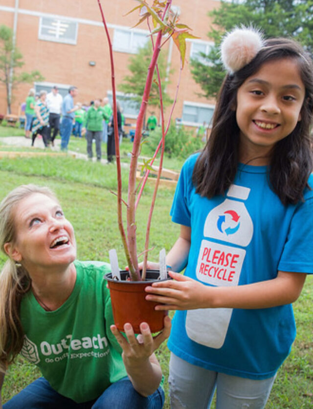 Wendy Kelly with a student