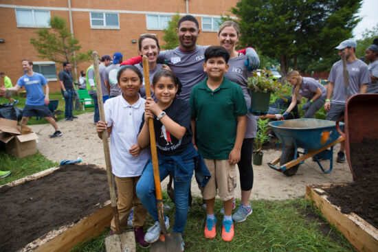 BOG - Volunteers and students 2