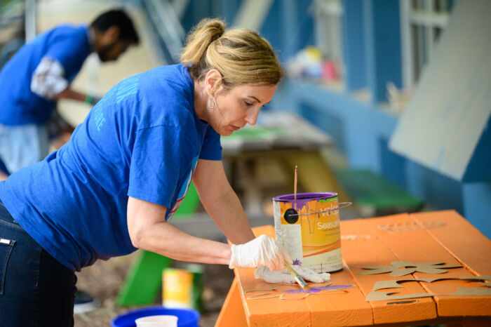 COX Event - Volunteer painting table